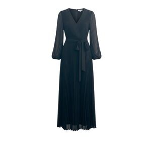 hannah 3d floral embroidered dress Milly | Dresses | Milly Hannah 3d Floral Embroidered Dress